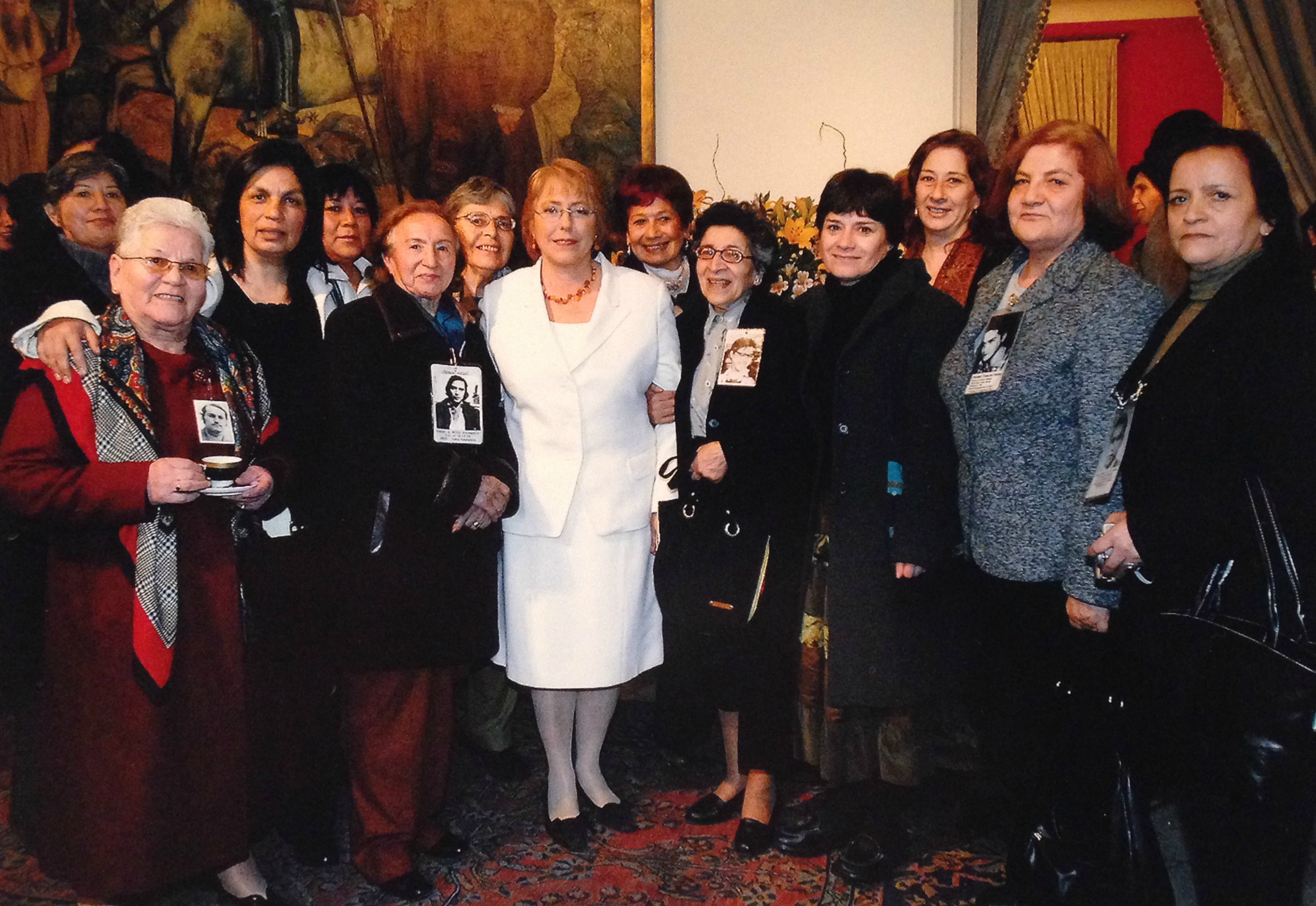 Madres junto a Michelle Bachelet Madres junto a Michelle Bachelet