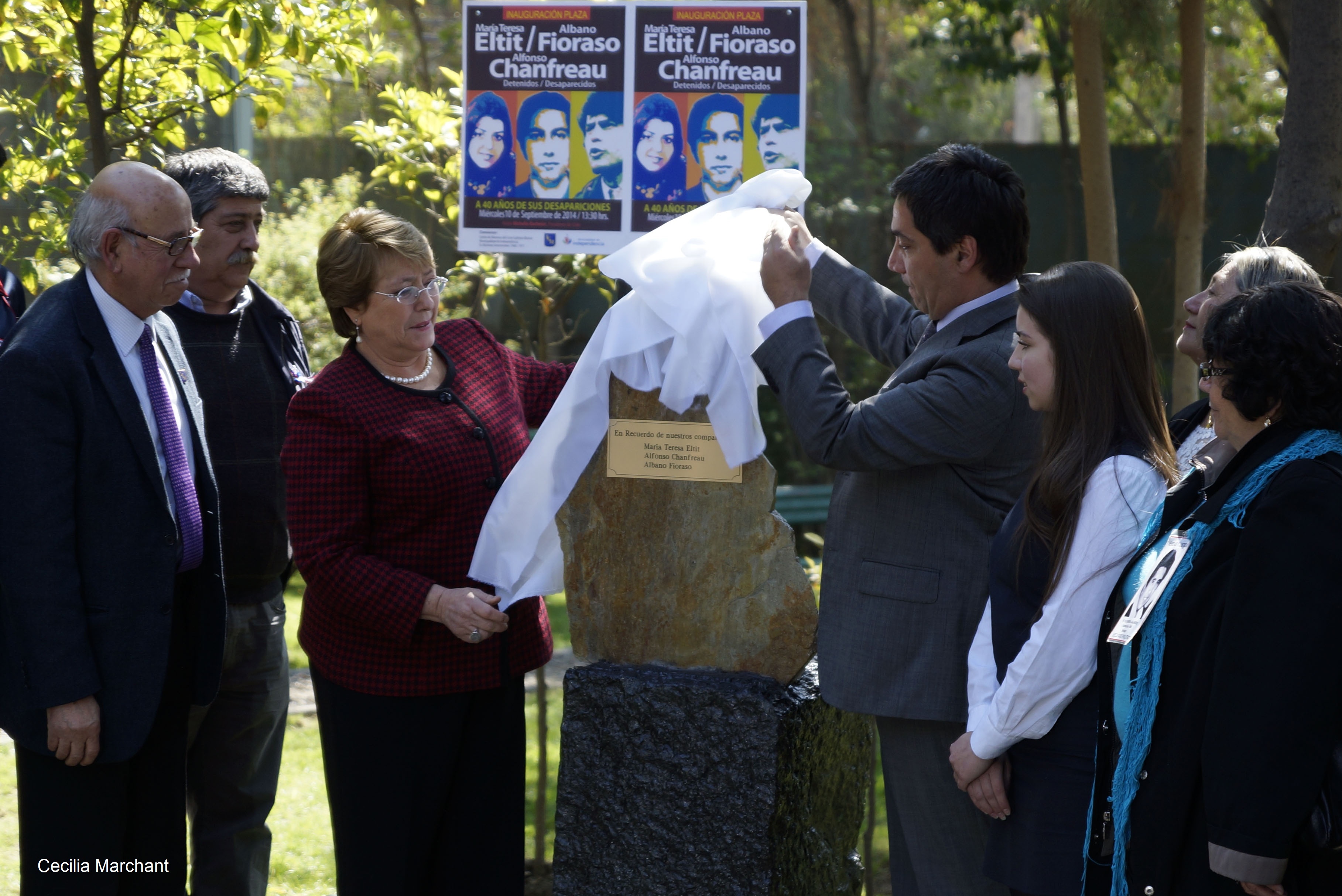 Michelle Bachelet en el Liceo Gabriela Mistral Michelle Bachelet en el Liceo Gabriela Mistral