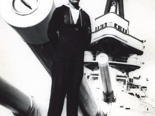 Newton Morales en la Armada