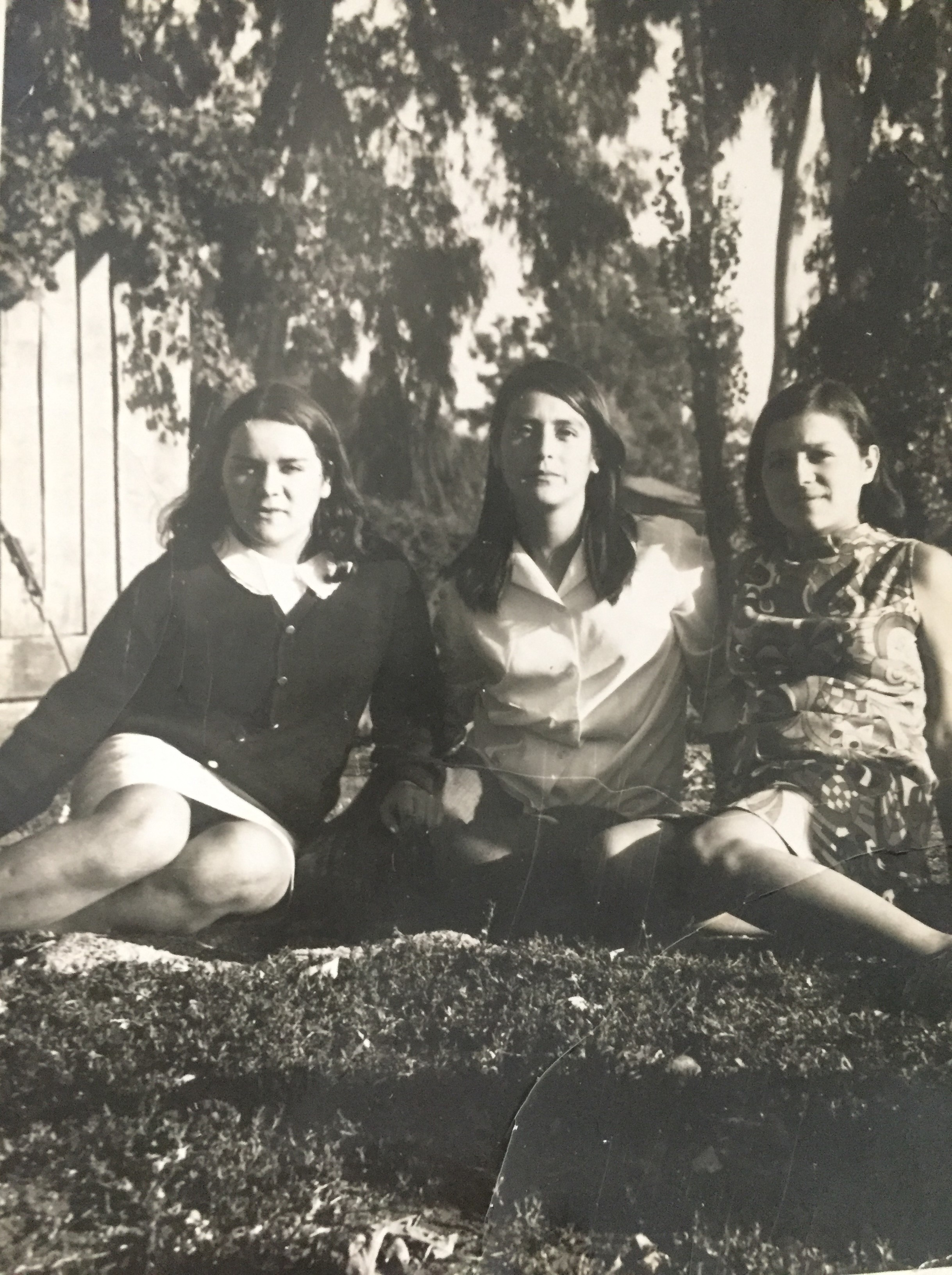 María Elena González junto a su hermana y amiga María Elena González junto a su hermana y amiga